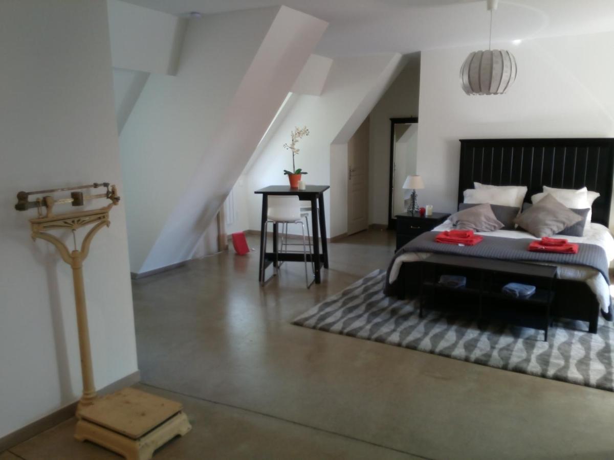 Chateau De St Alyre Hotel Sanssat Luaran gambar